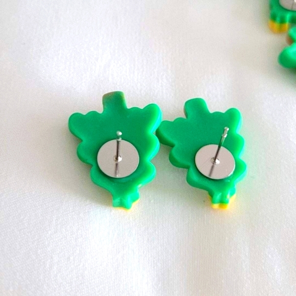 🎄 3/$18 🎄 - Picture 2 of 2